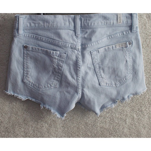 7 For All Mankind Cut Off Denim Jean Shorts in Light Blue Wash, Women's Size 26 - Picture 3 of 15